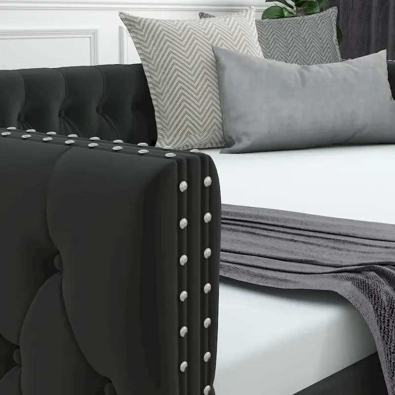 Full Velvet Upholstered Daybed with Twin Trundle and Tufted Back